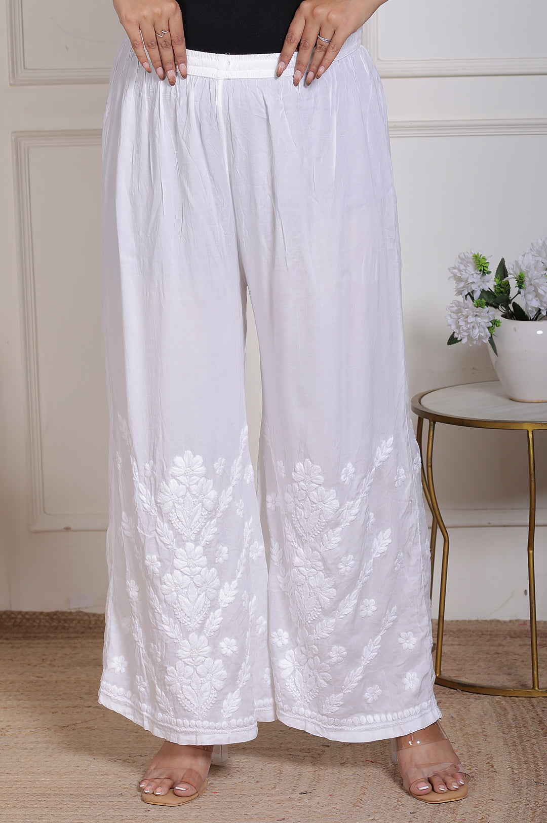 MAHEK CHANDERI CHIKANKARI KURTI