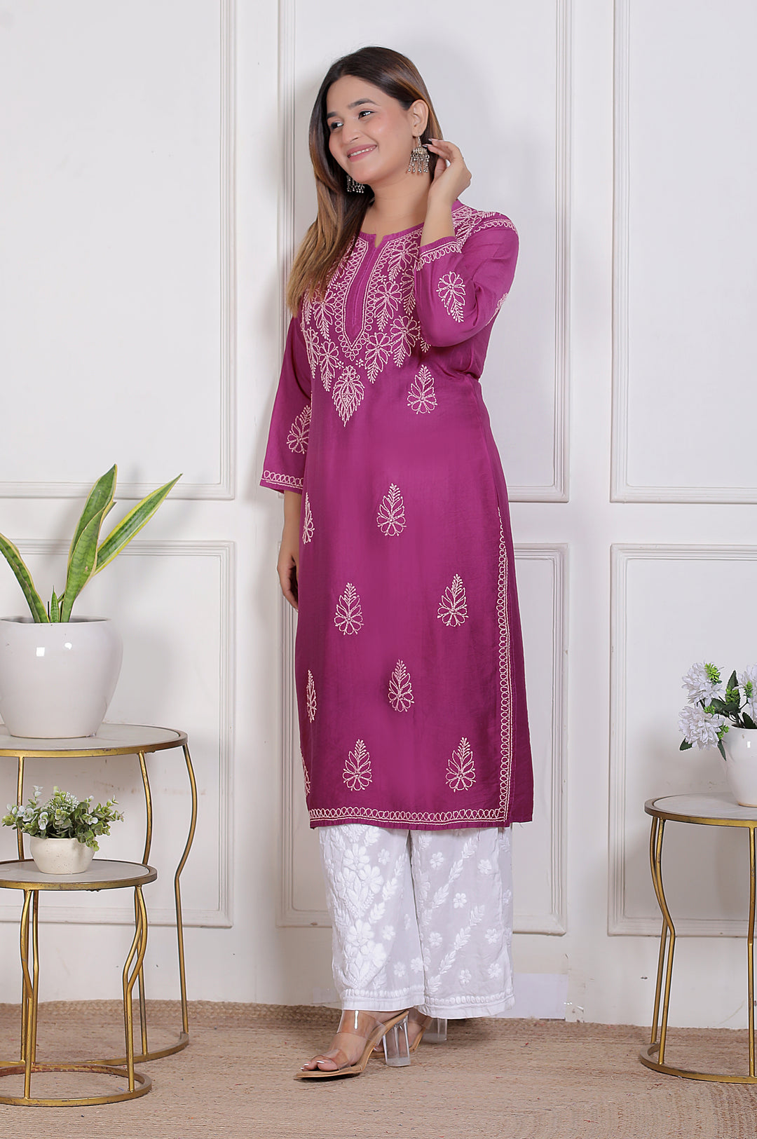 MAHEK CHANDERI CHIKANKARI KURTI