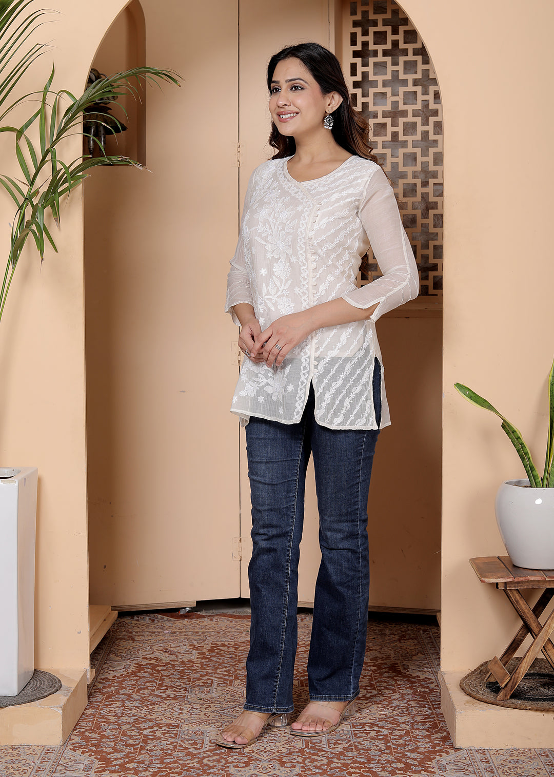 Rimmi Mulchanderi Chikankari short Kurti