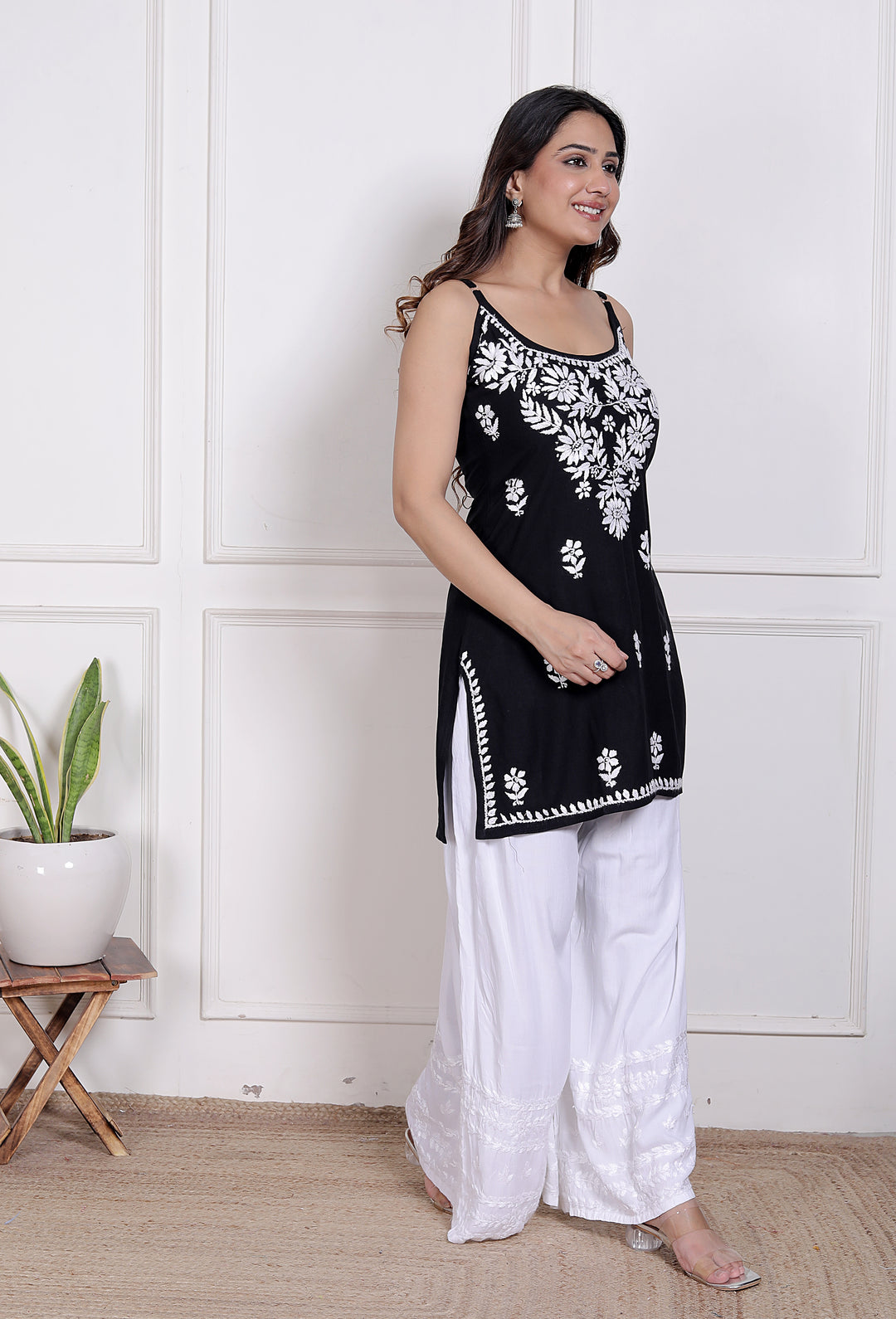 Gehna Cotton Chikankari Spaghetti kurti