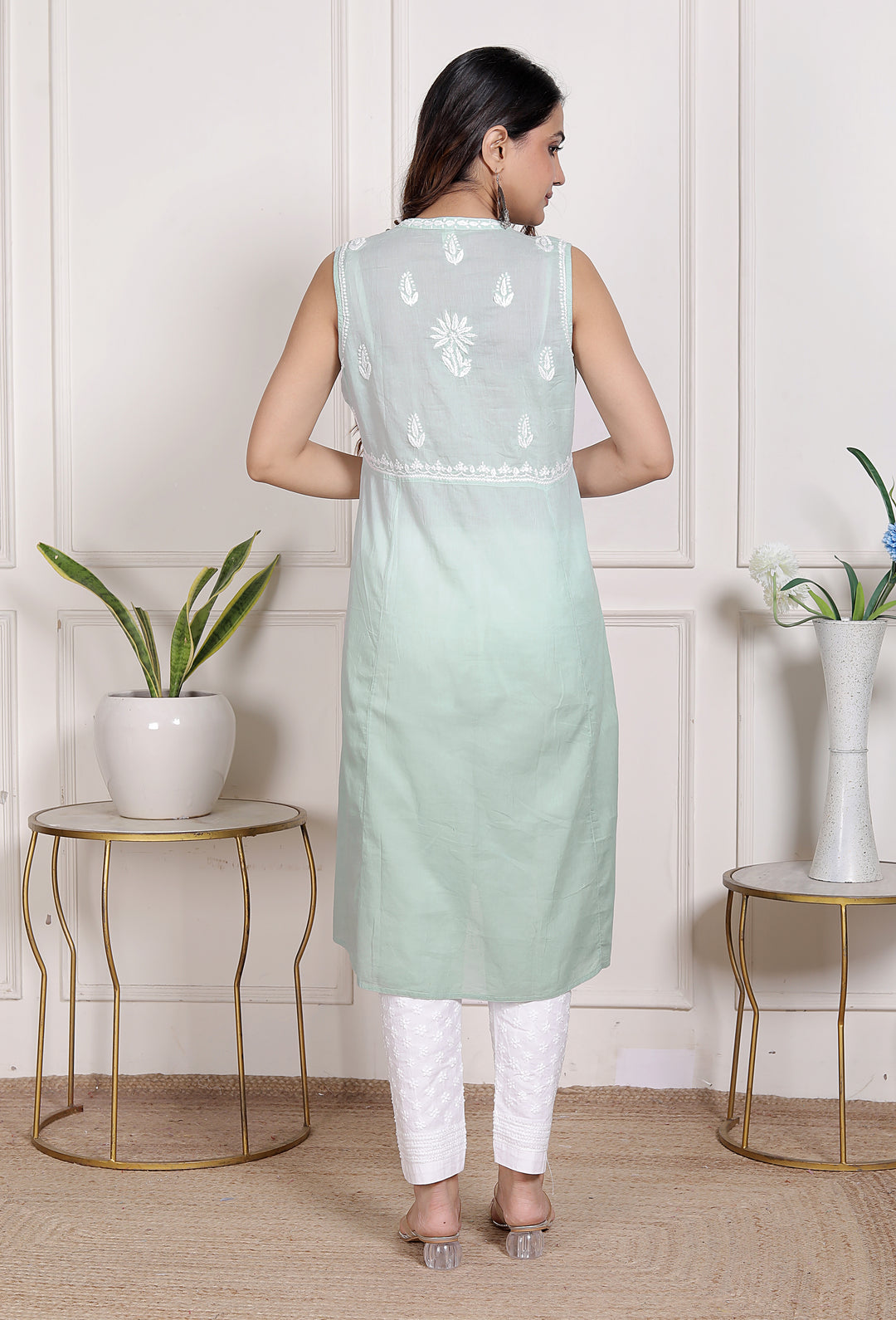 Pankhudi Cotton Chikankari Sleeveless Long Kurti