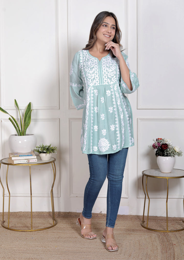 ANYA MUSLIN CHIKANKARI SHORT TOP GREEN