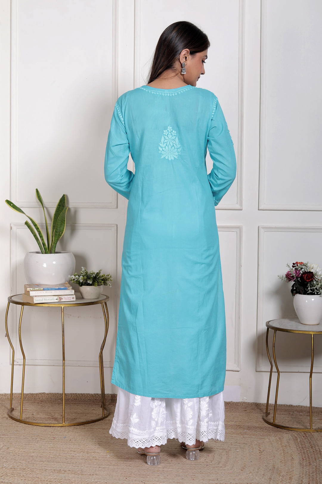 Saify Cotton Chikankari Long Kurti
