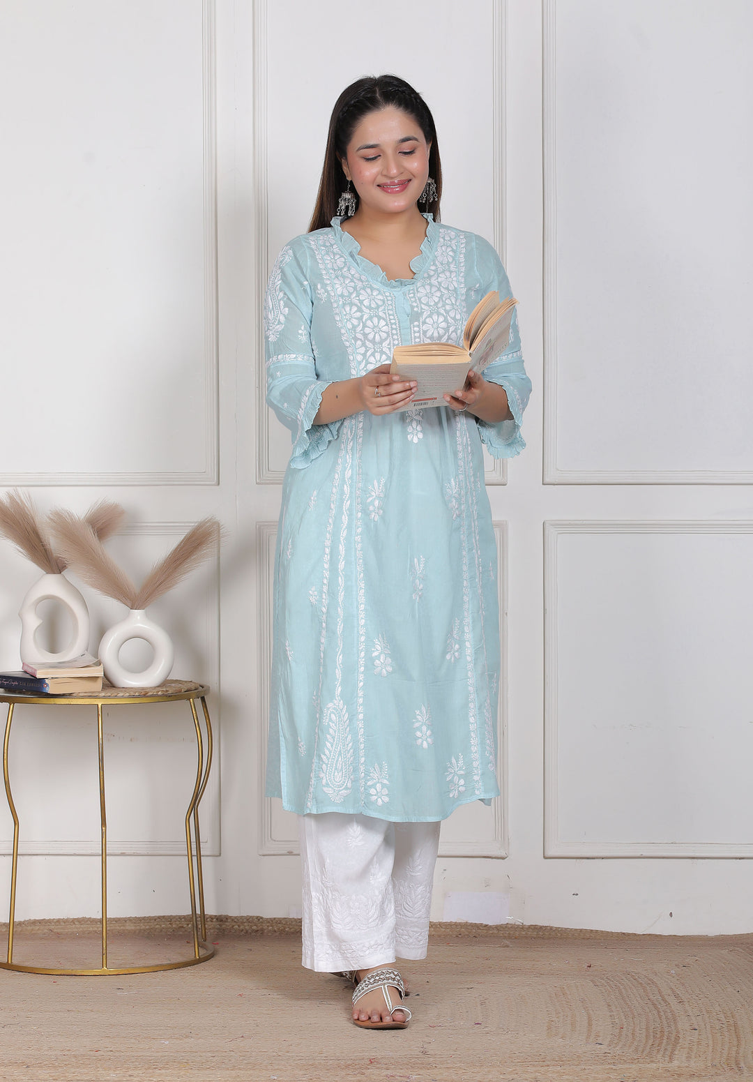 Raasha Mul Cotton Chikankari Nyra Kurti