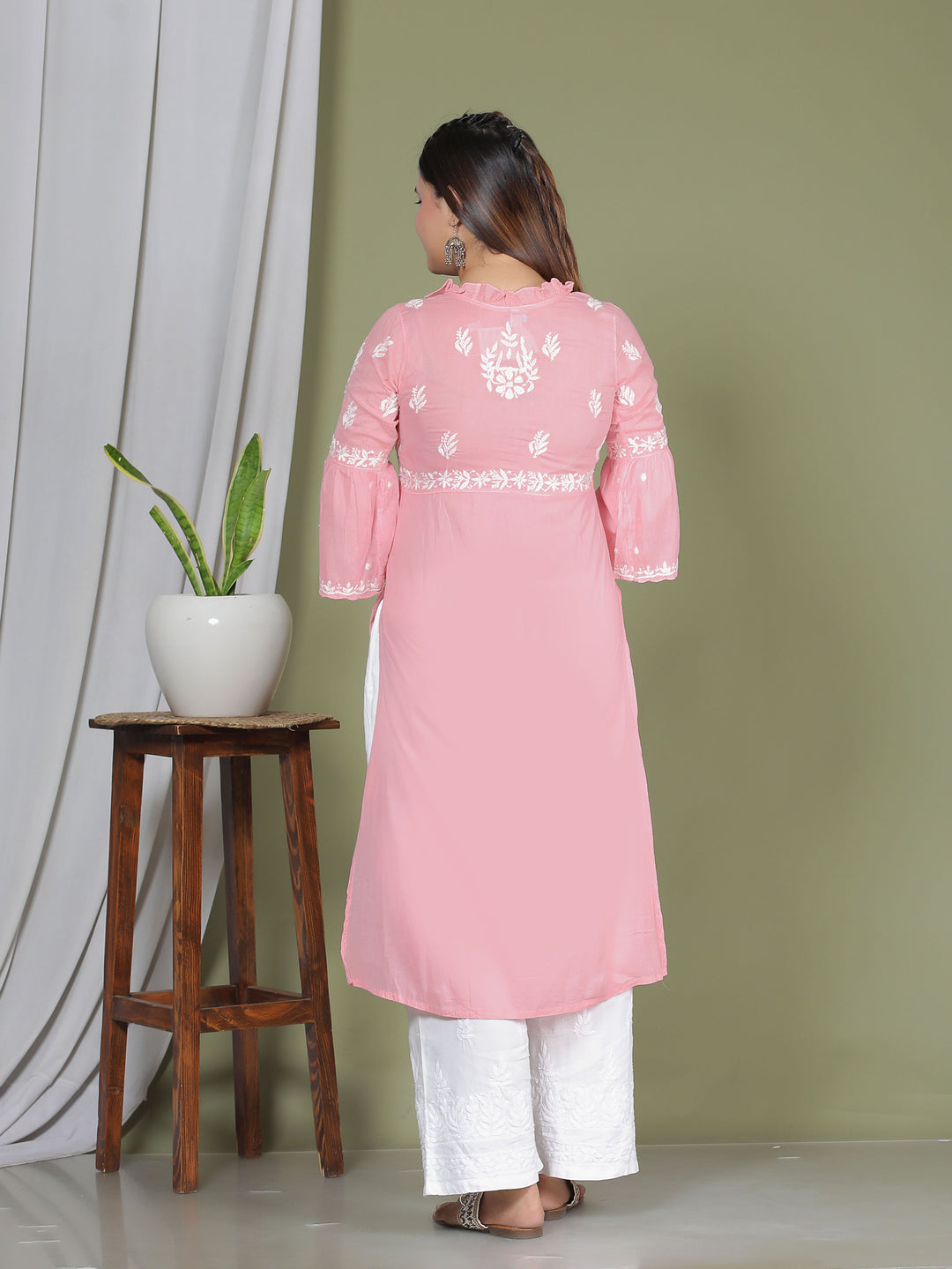 Raasha Mul Cotton Chikankari Nyra Kurti