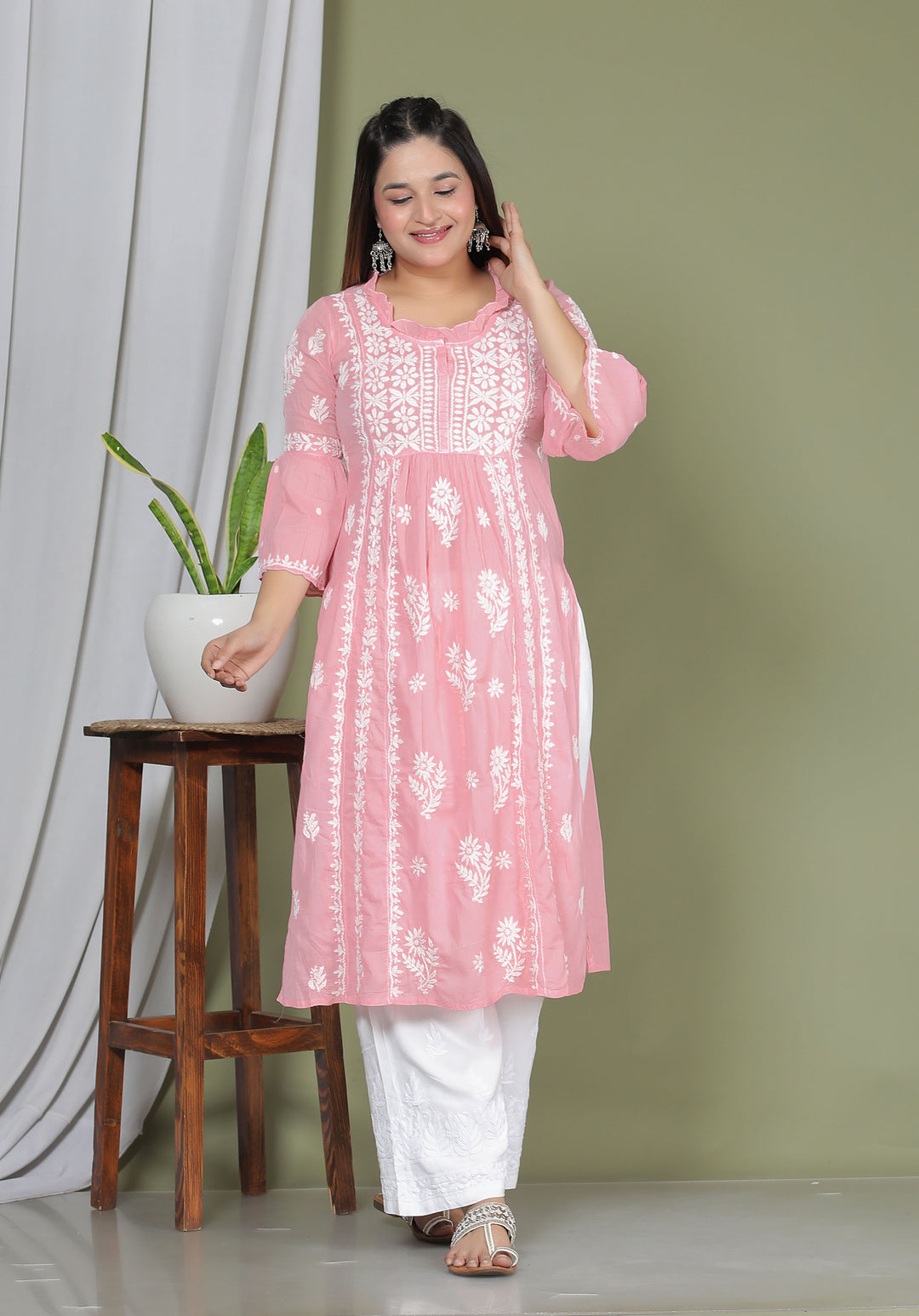 Raasha Mul Cotton Chikankari Nyra Kurti