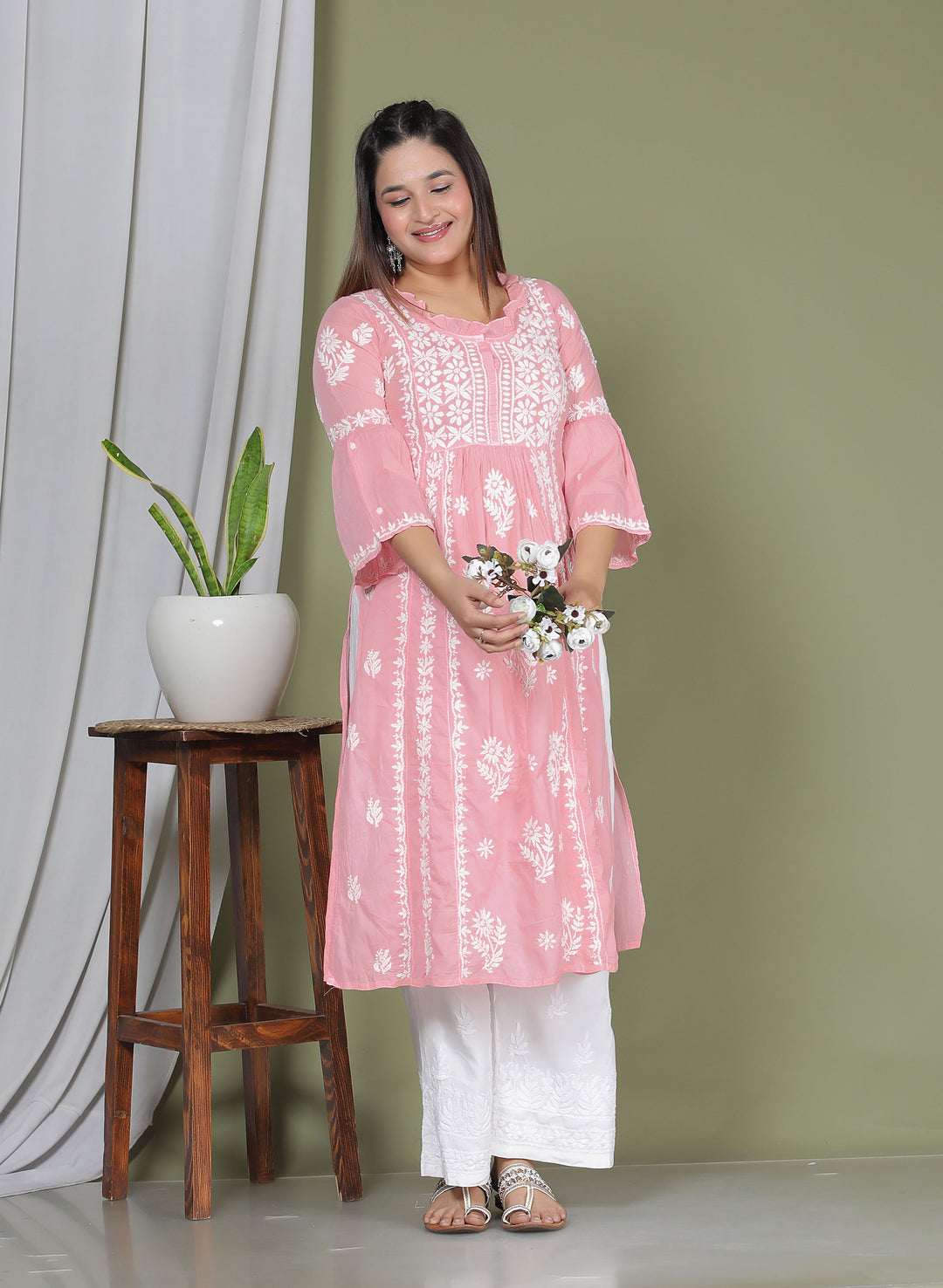 Raasha Mul Cotton Chikankari Nyra Kurti