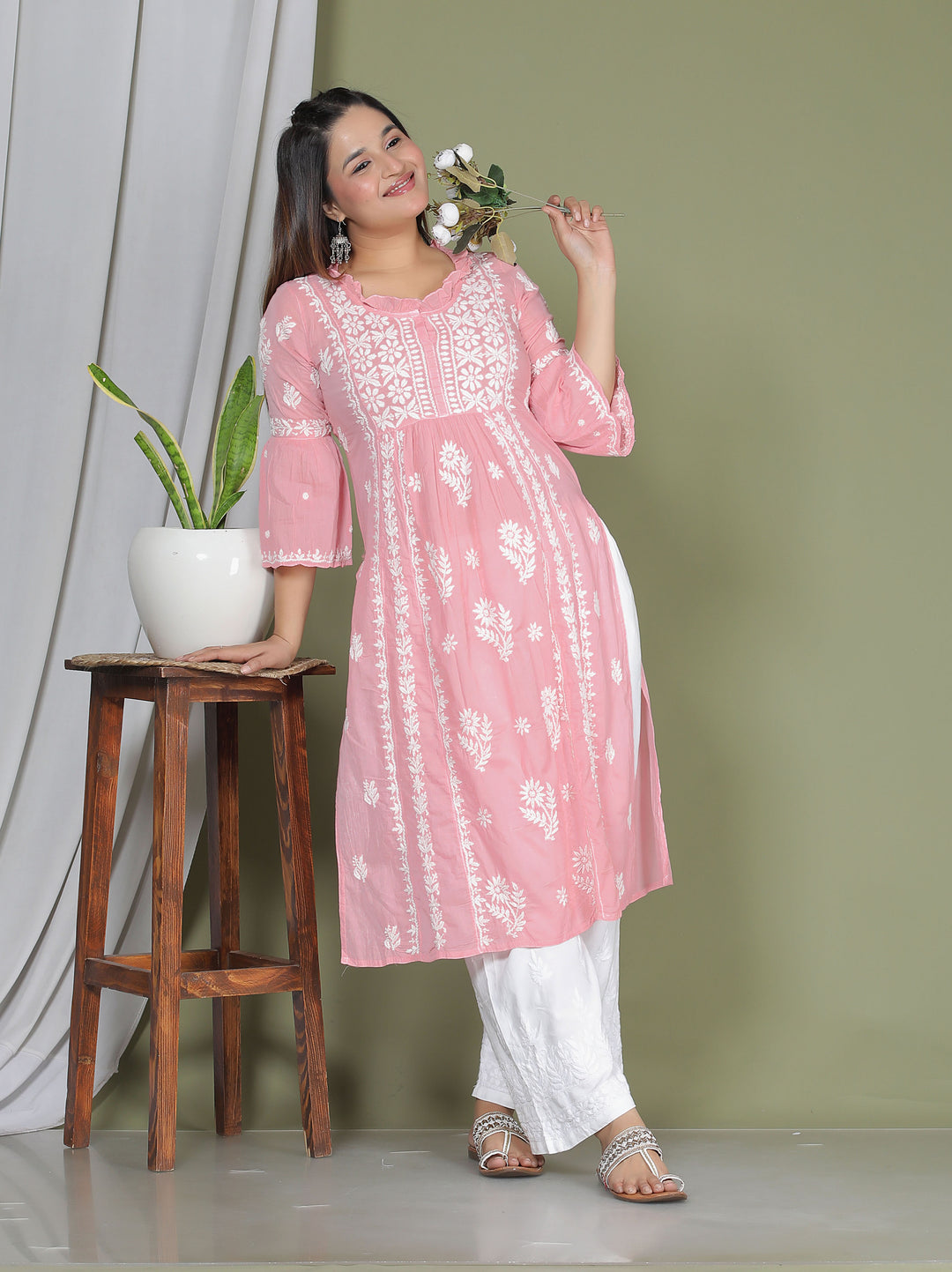 Raasha Mul Cotton Chikankari Nyra Kurti