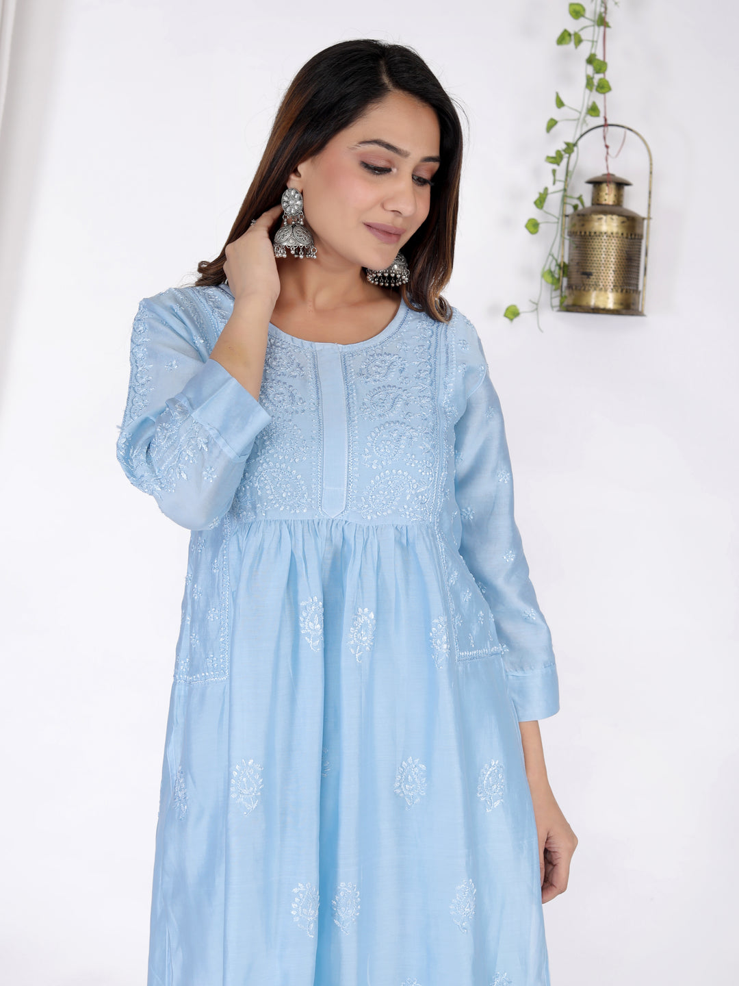 DUA CHANDERI CHIKANKARI LONG KURTI