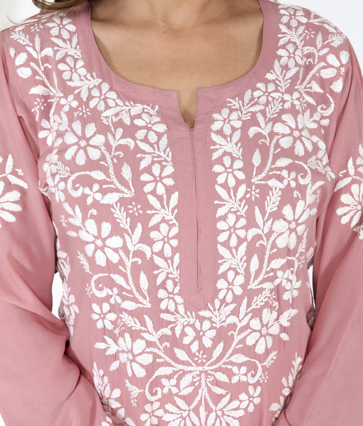 SANVI CHIKANKARI MODAL LONG KURTI