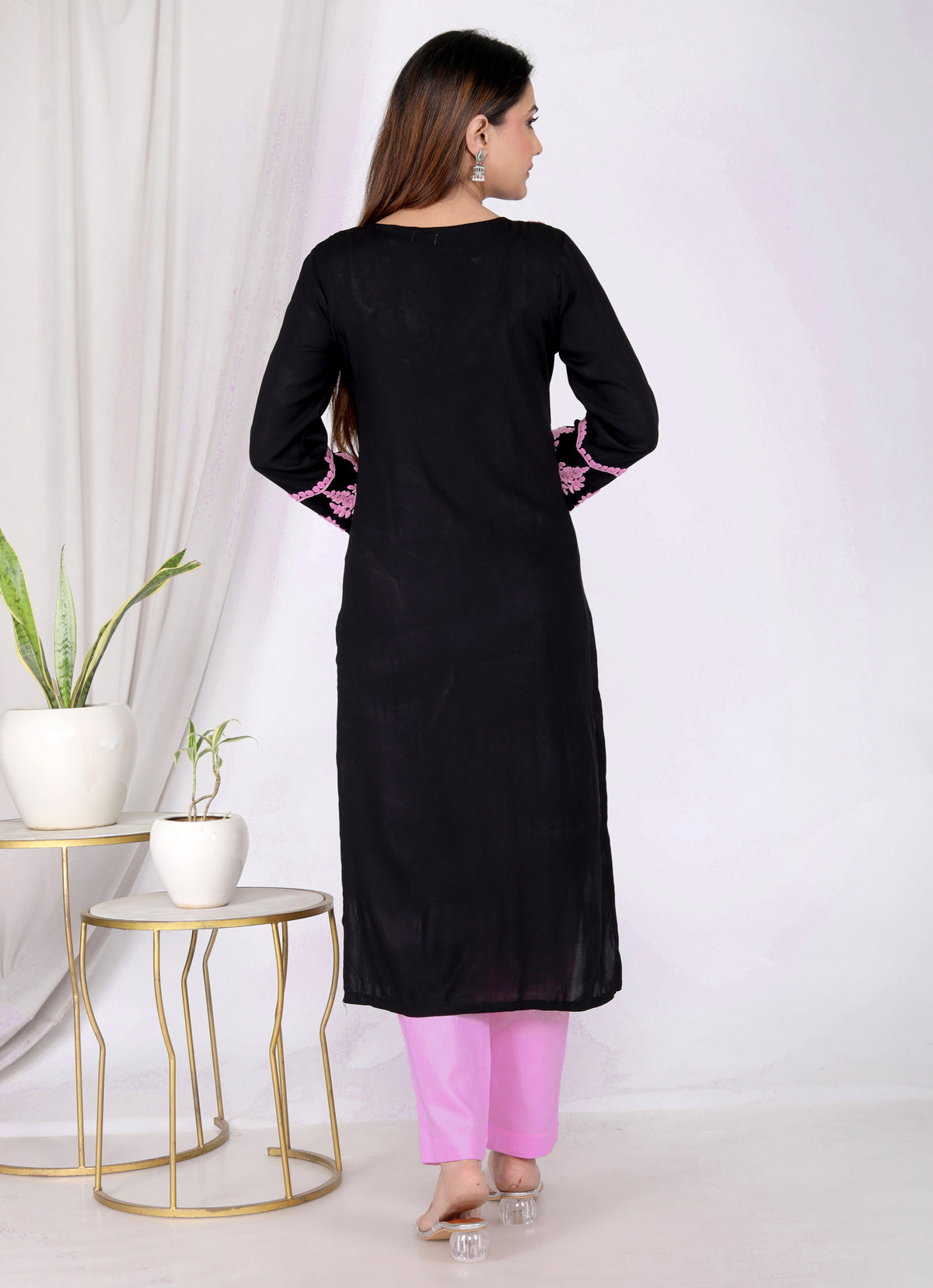 Leila Cotton Chikankari Long Kurti