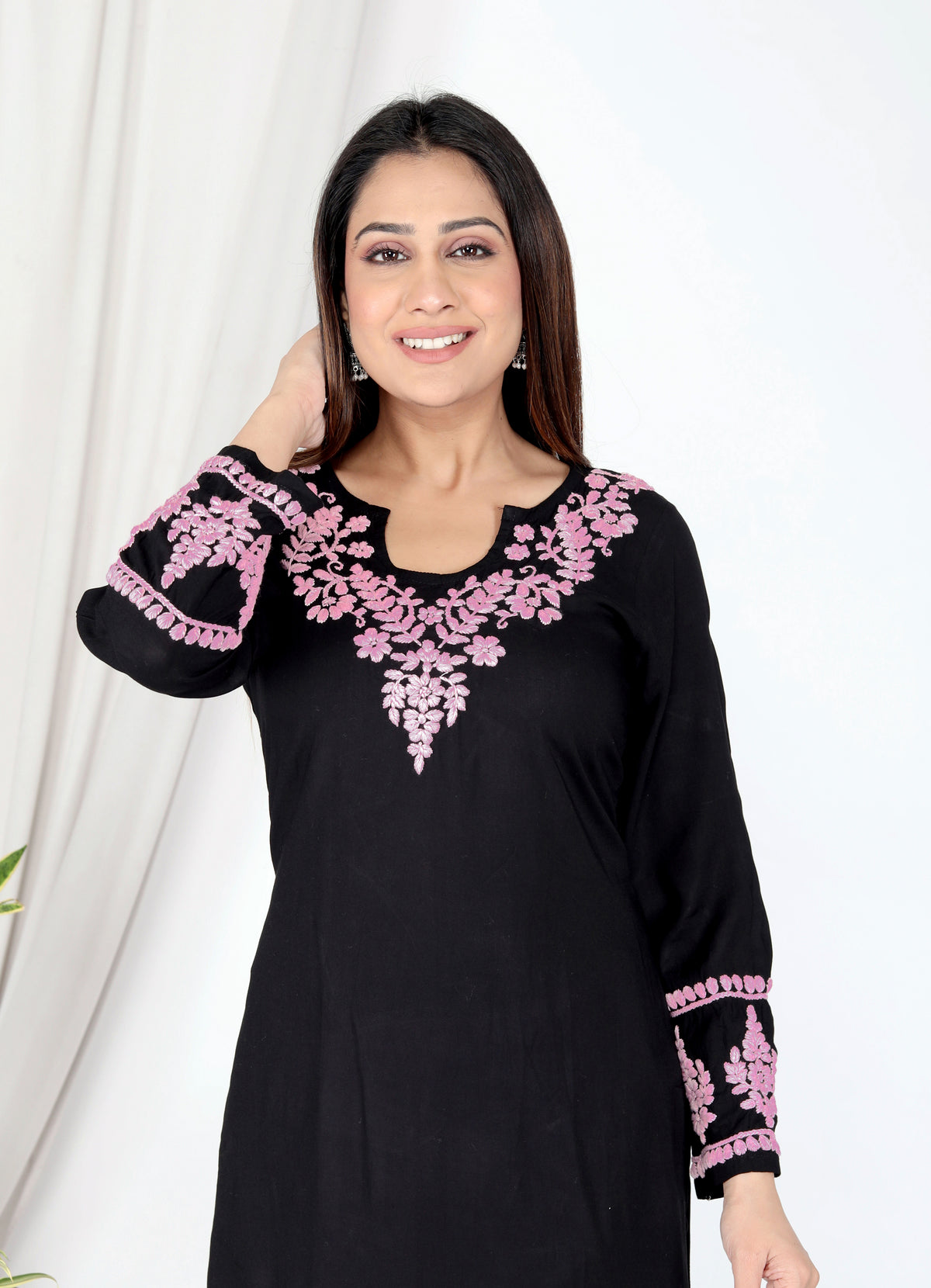Leila Cotton Chikankari Long Kurti
