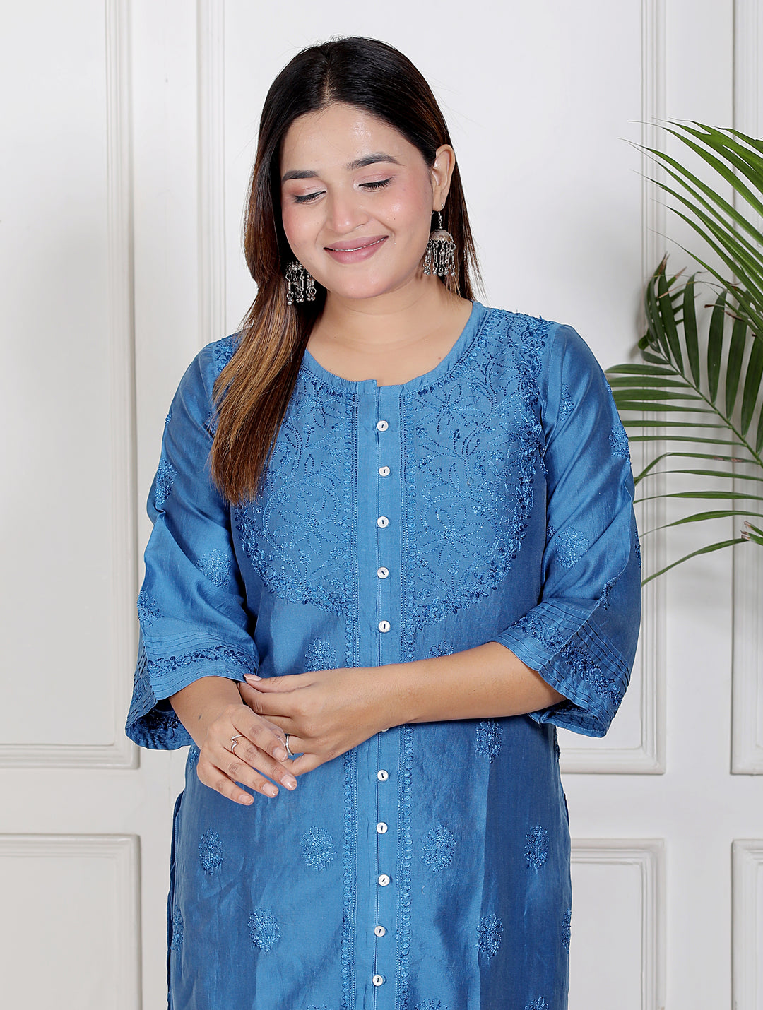 Razia Chanderi Chikankari Long kurti (Copy)