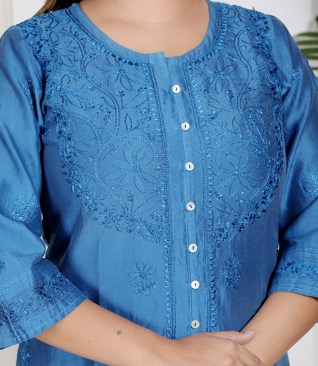 Razia Chanderi Chikankari Long kurti (Copy)
