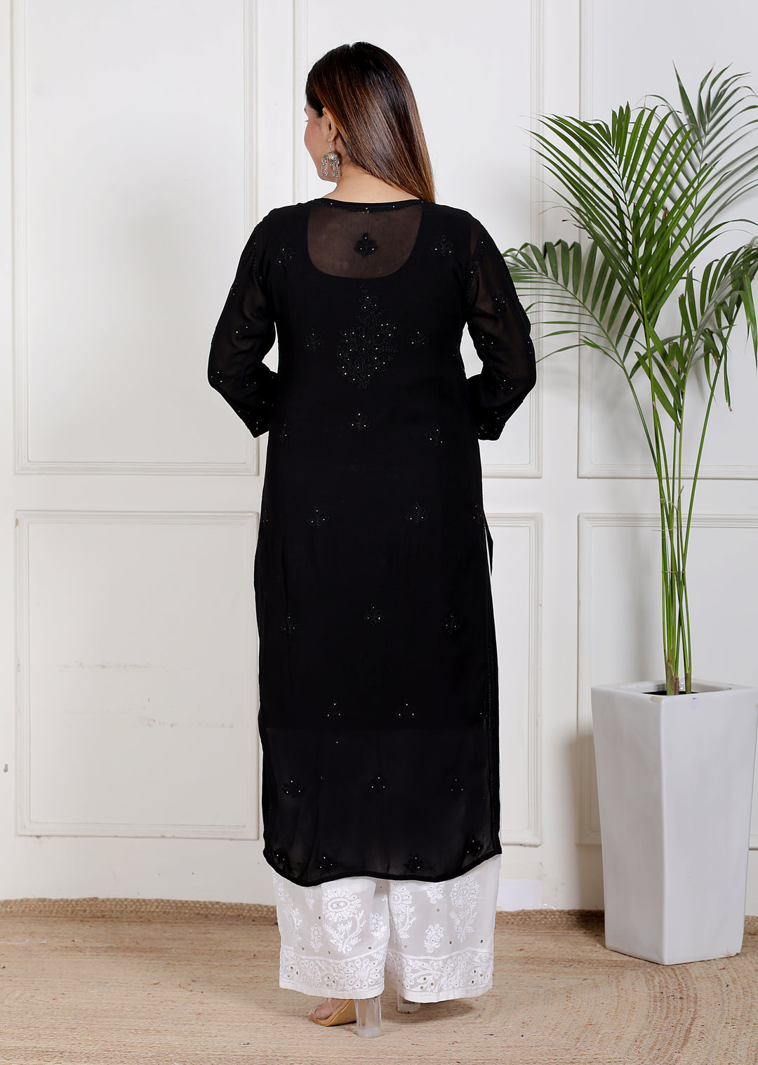 Nora chikankari viscose Long Kurti