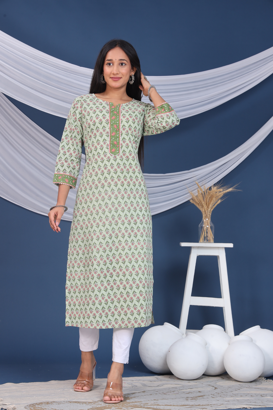 AMI COTTON PRINTED LONG KURTI