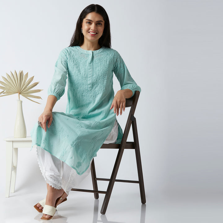 FAZEEN COTTON CHIKANKARI KURTI