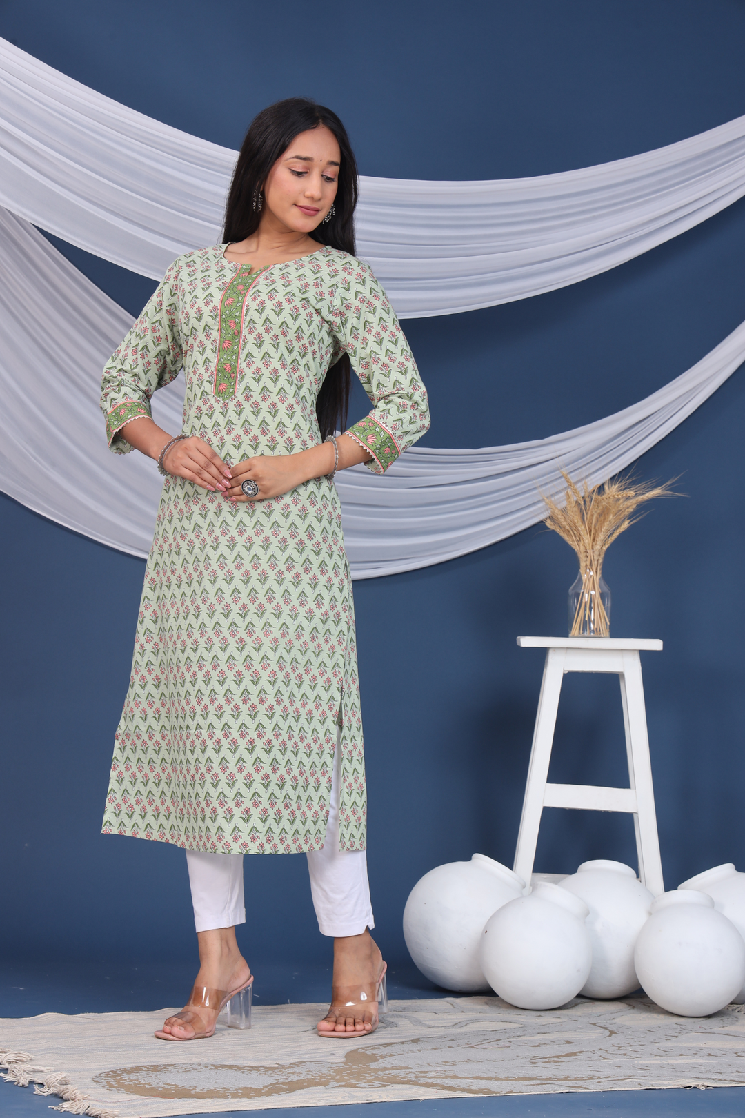 AMI COTTON PRINTED LONG KURTI