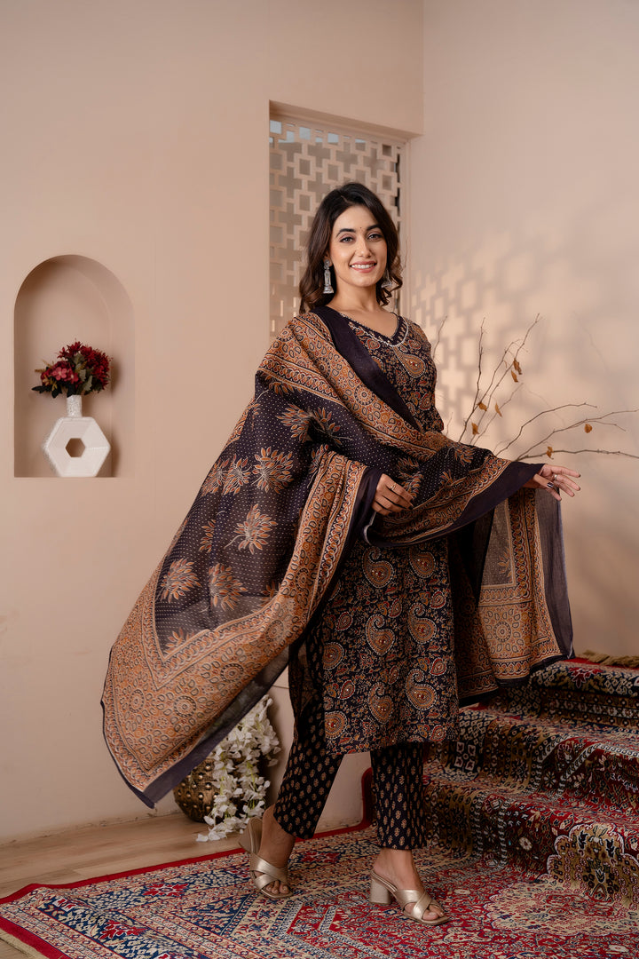 ADVIKA COTTON PRINTED DUPATTA SET