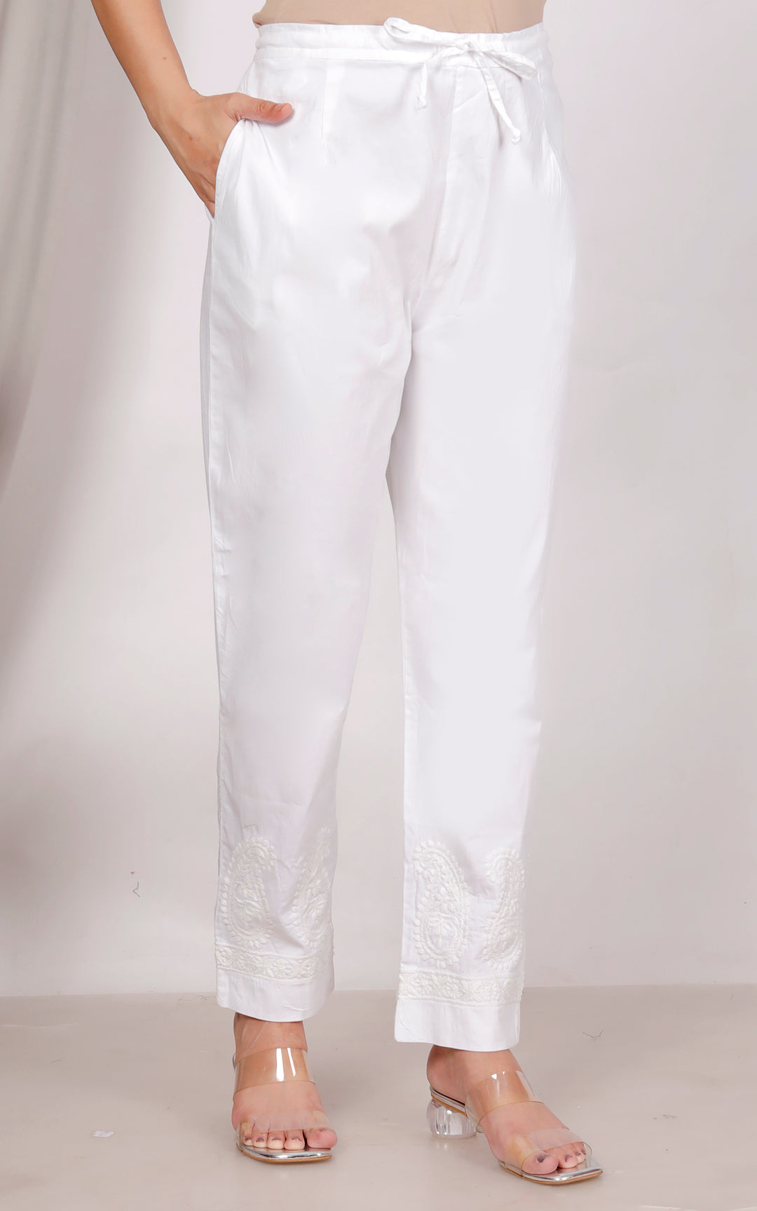 ANAHITA MODAL CHIKANKARI LONG KURTI