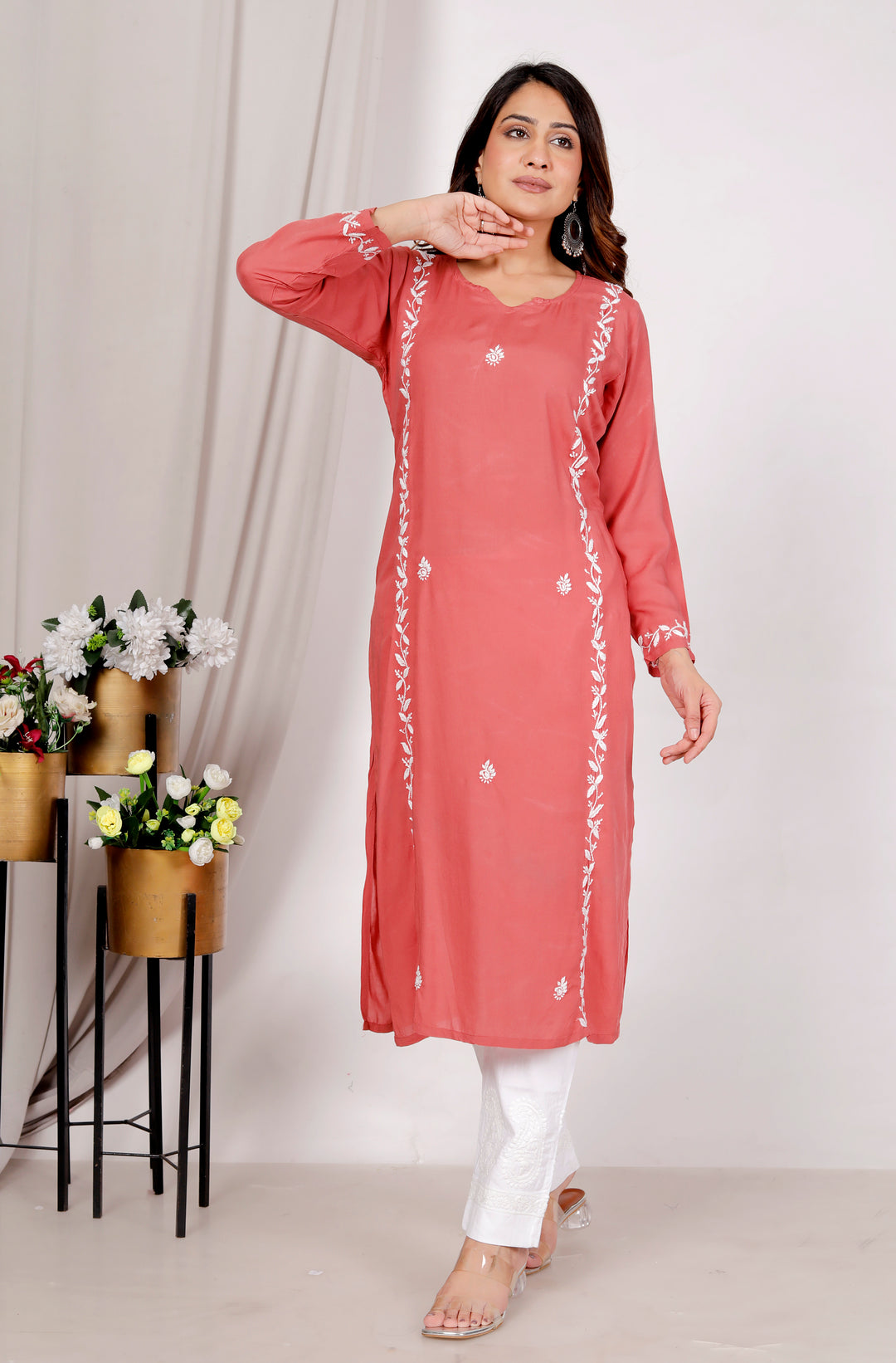 ANAHITA MODAL CHIKANKARI LONG KURTI