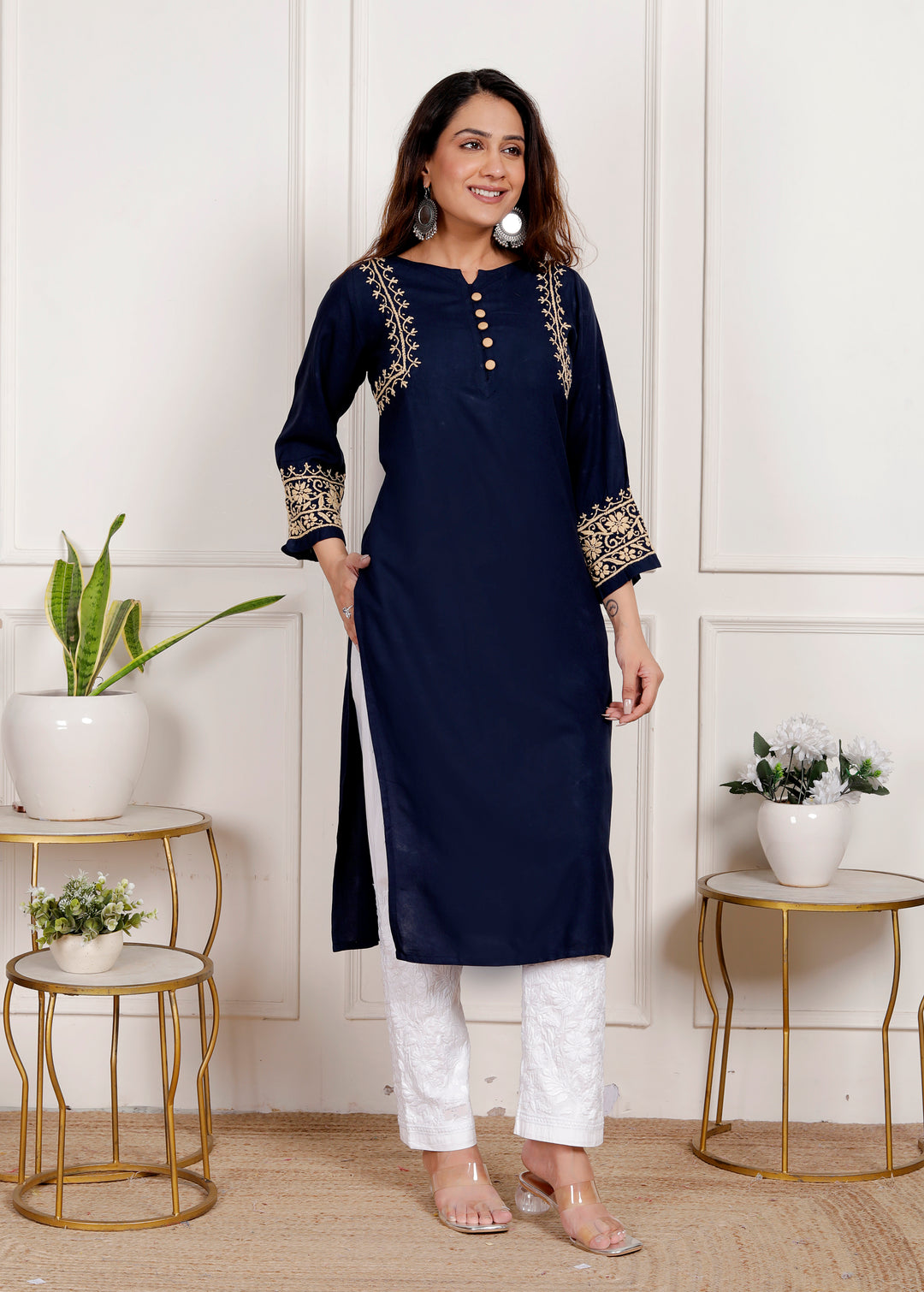 Mahnoor Cotton Chikankari Long kurti