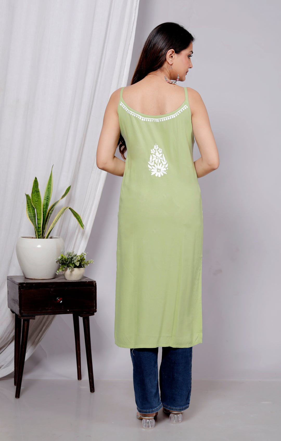 Fariba Chikankari Spaghetti Long Kurti
