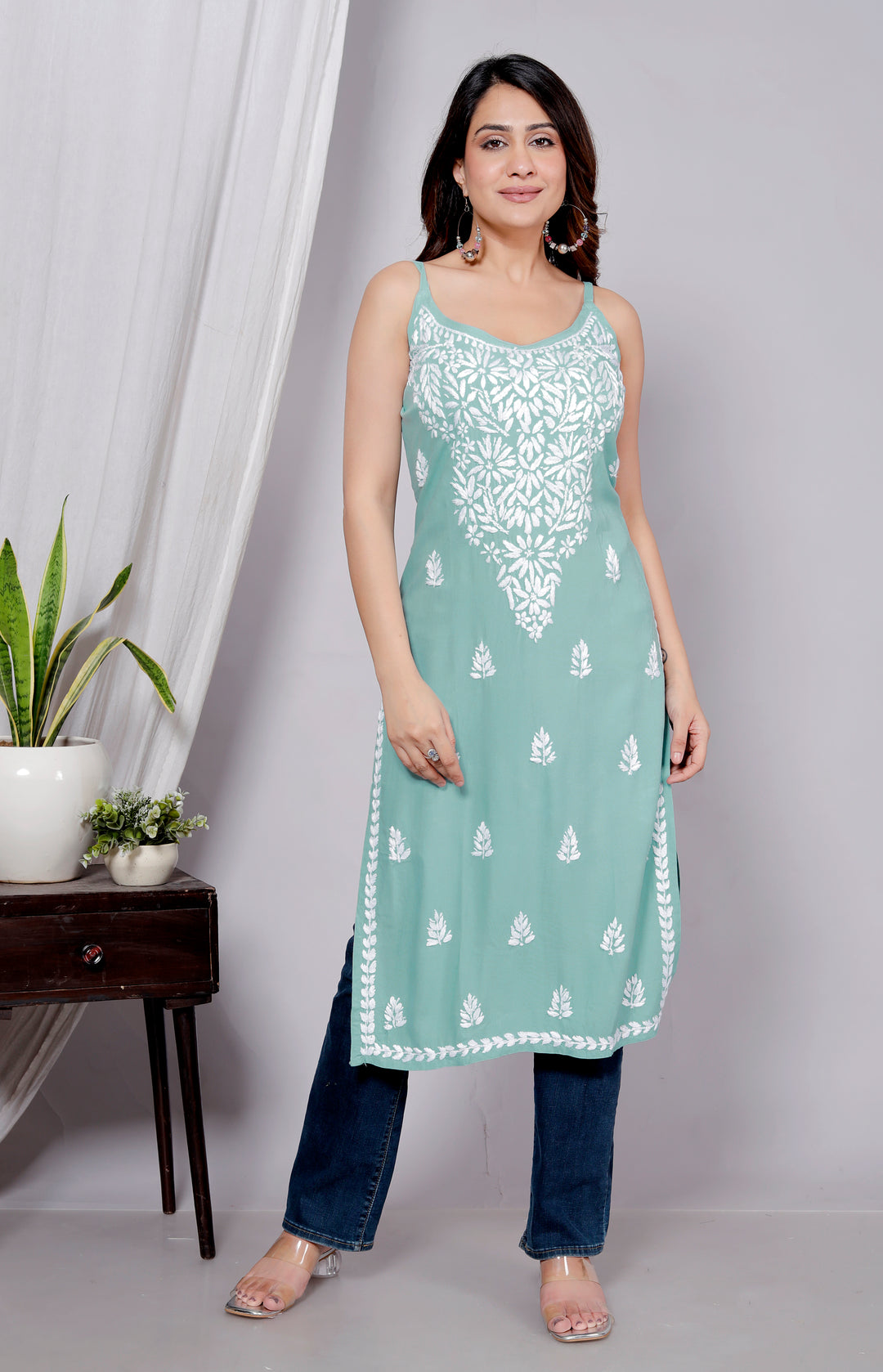 Fariba Chikankari Spaghetti Long Kurti