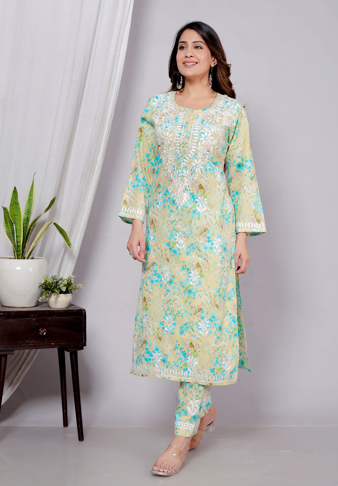 HUMAIRA CHIKANKARI CO-ORD SET