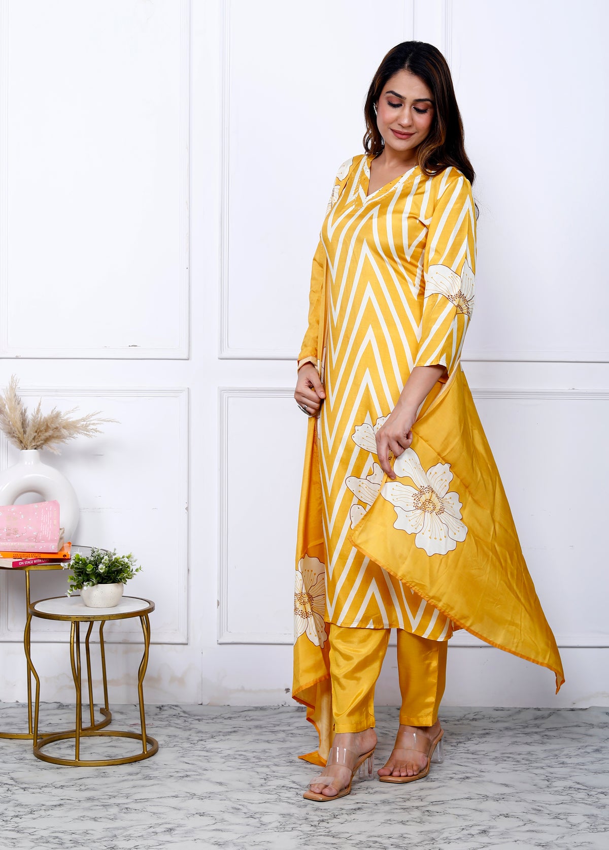Kriti Printed Muslin Dupatta Set