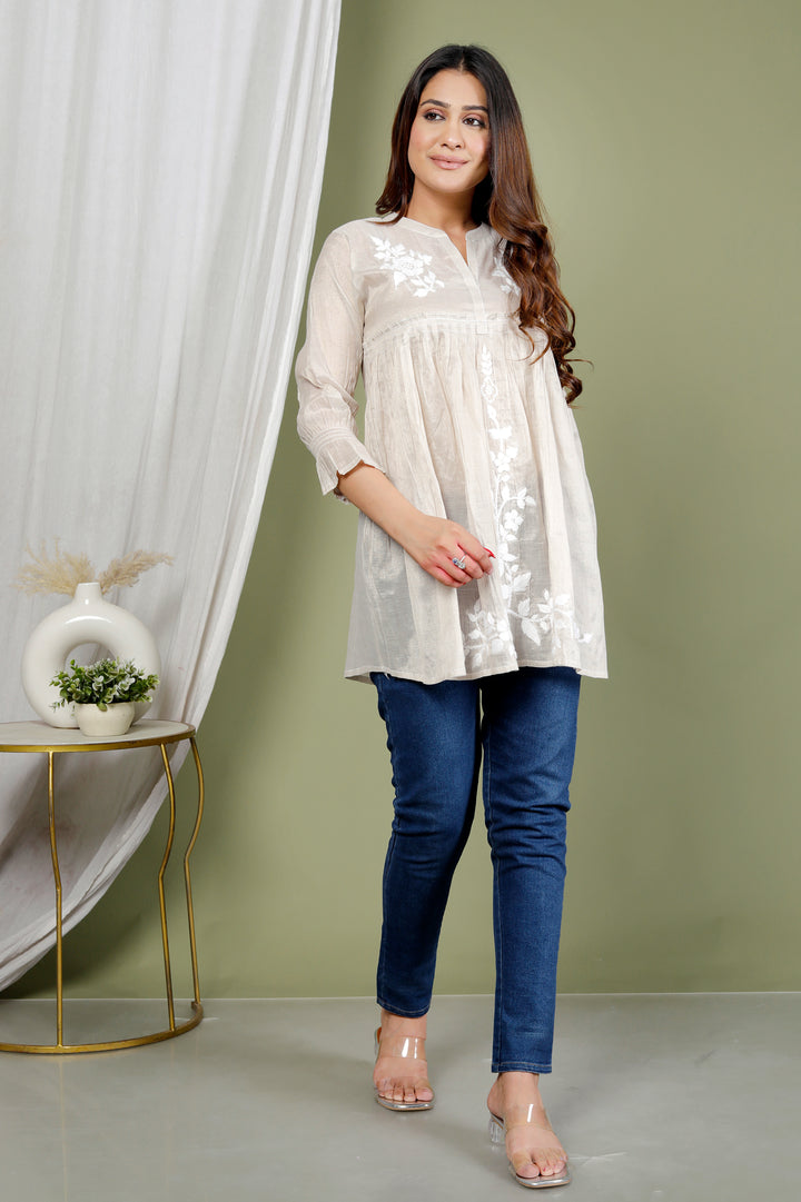 FORUM TISSUE CHIKANKARI SHORT TOP