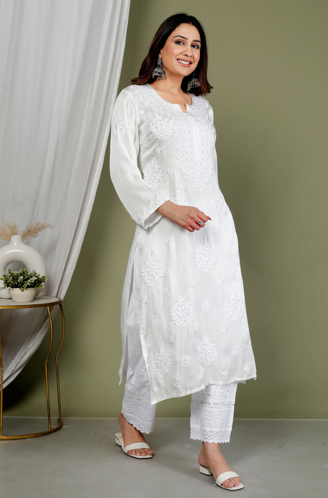 Shabana White Muslin Chikankari Long Kurti