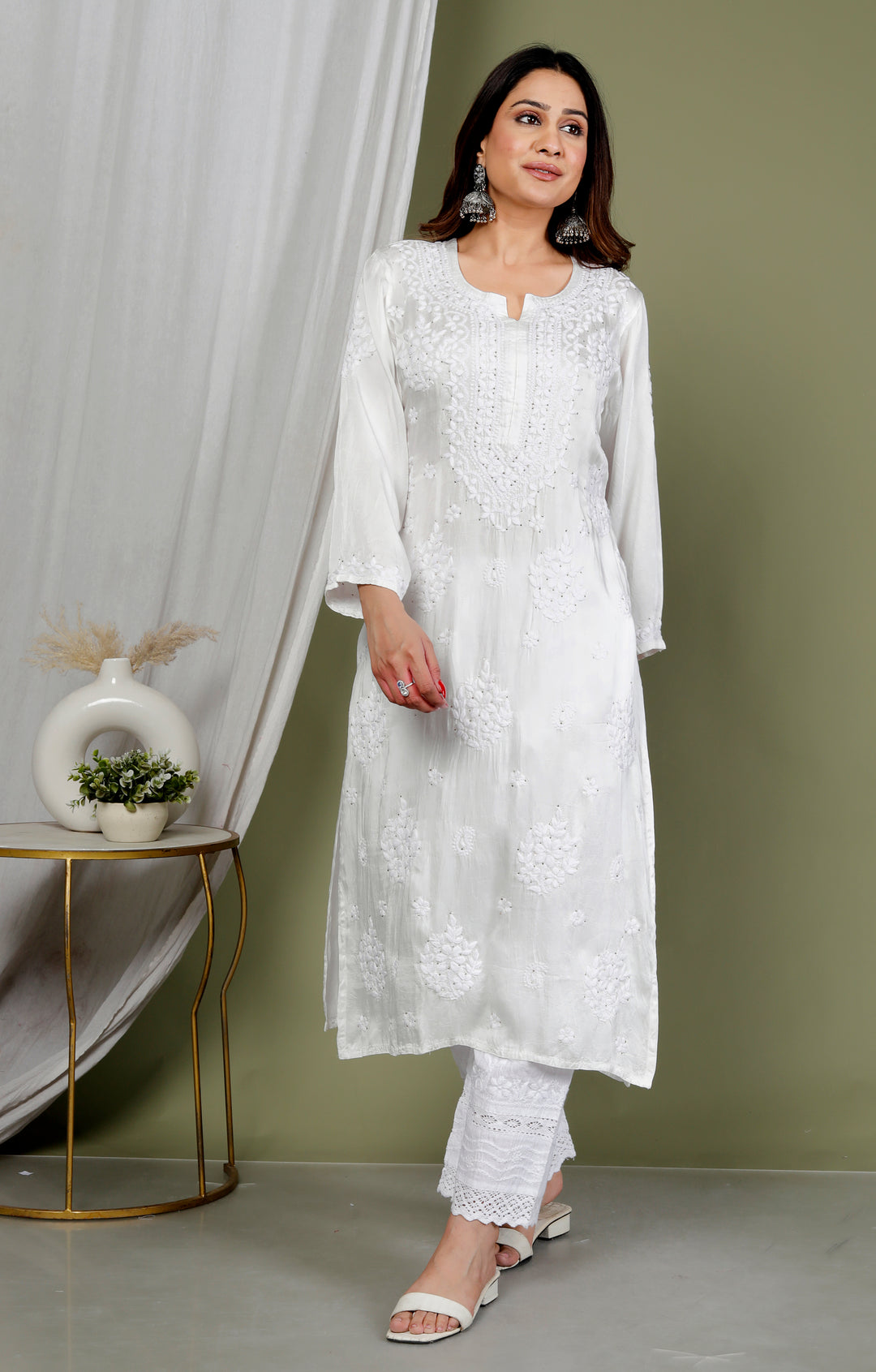 Shabana White Muslin Chikankari Long Kurti