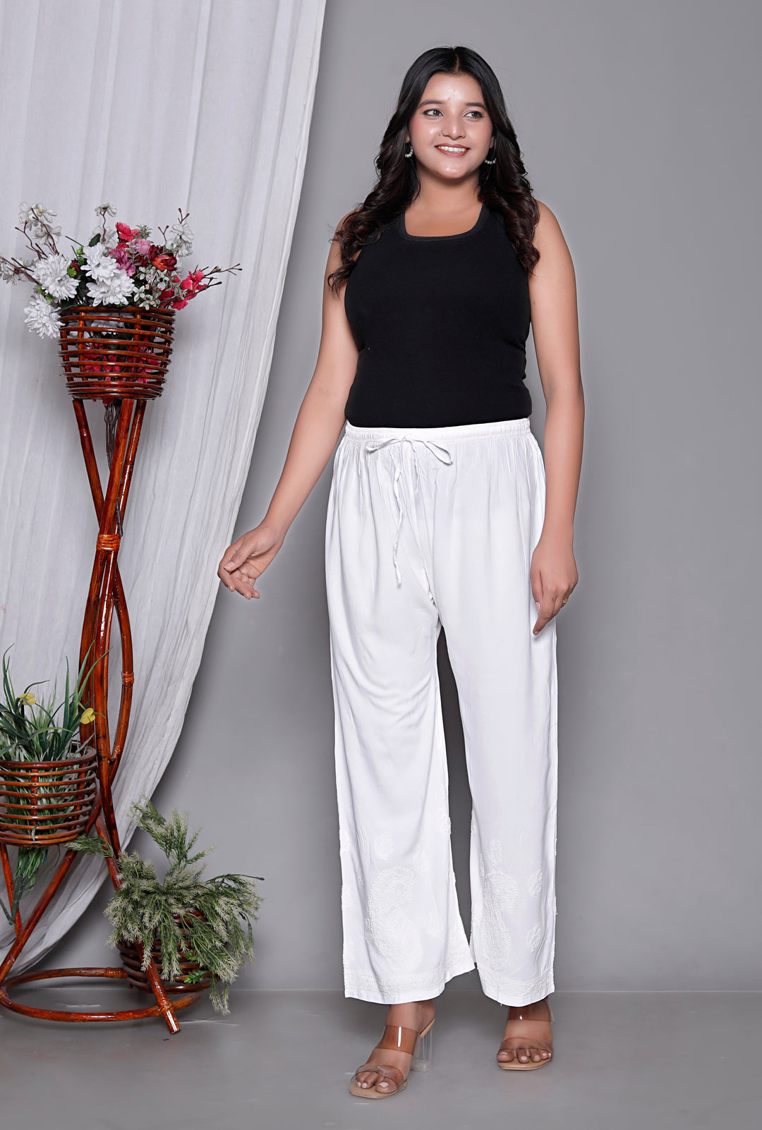 Bakhiya Work  Cotton Chikankari Palazo