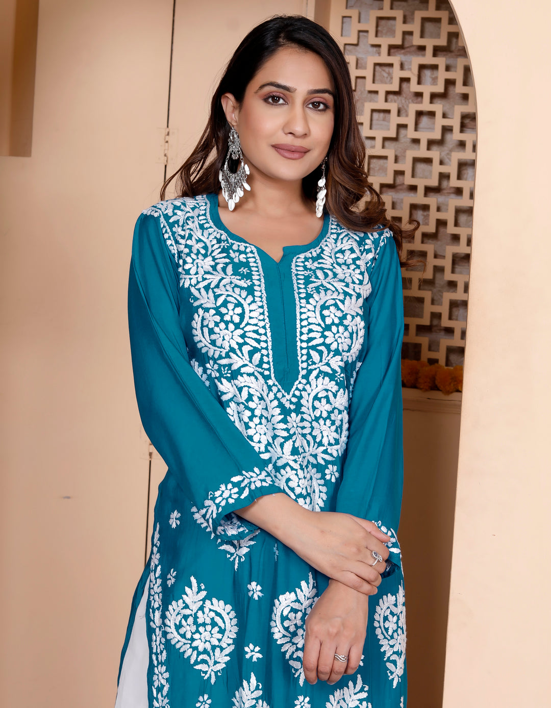 SAIRA MUSLIN CHIKANKARI LONG KURTI