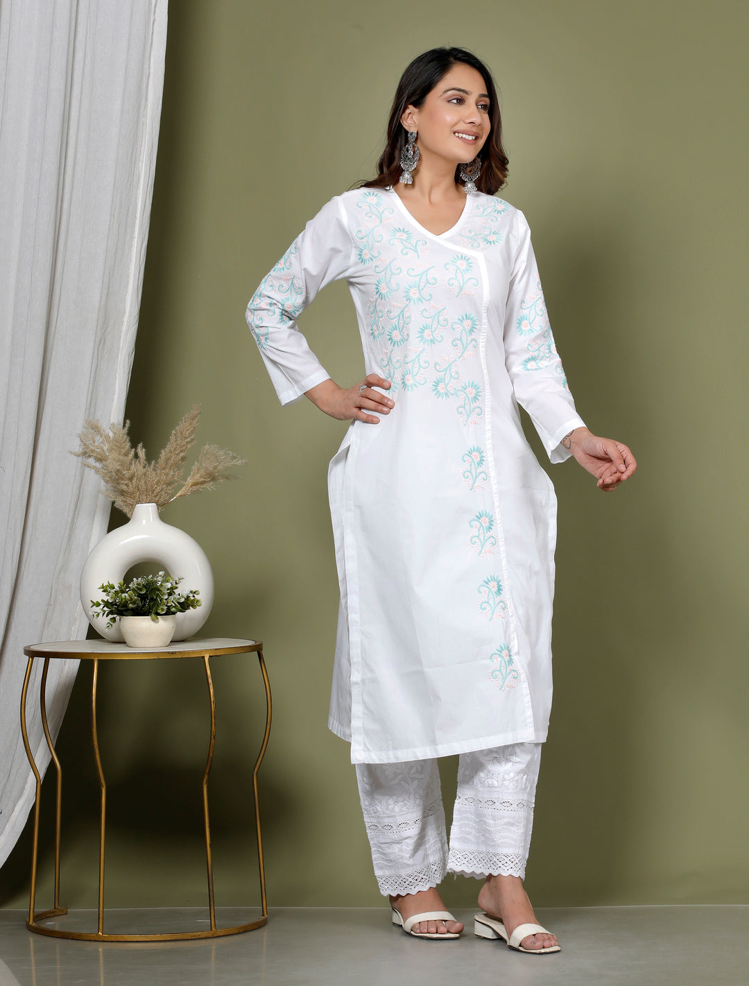 ISHIRA COTTON CHIKANKARI LONG KURTI