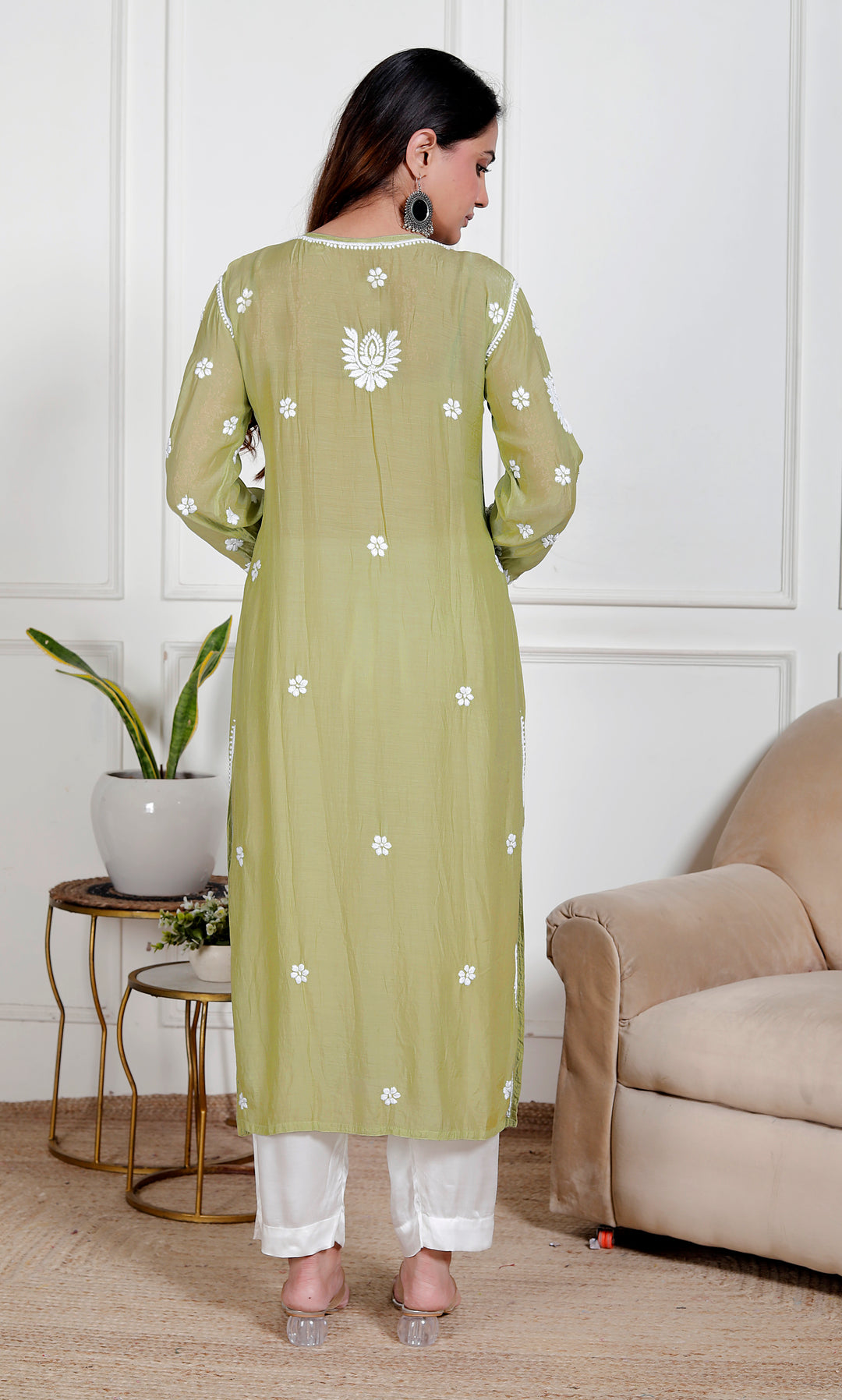 Aasira Muslin Chikankari Angarkha