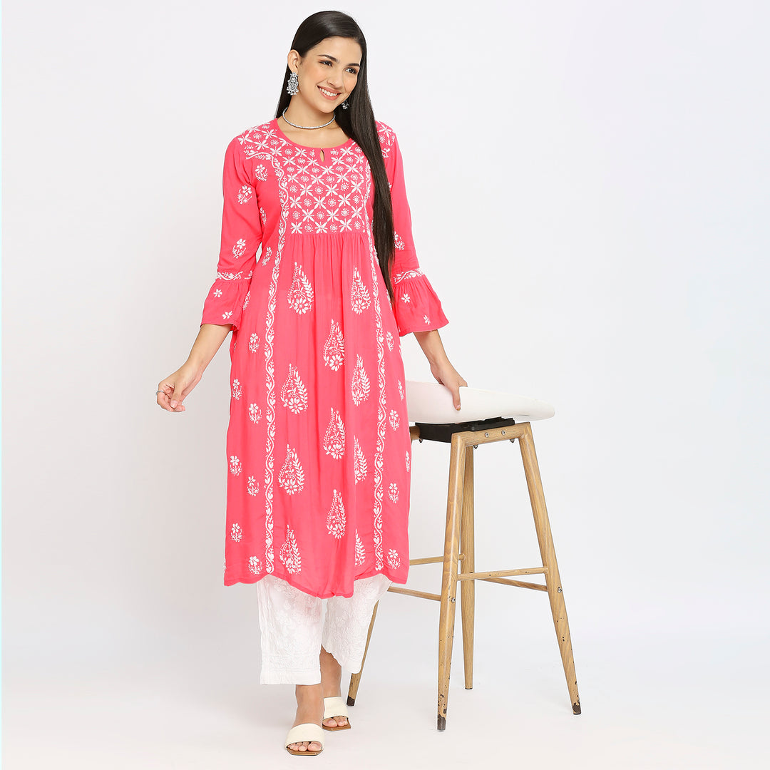 Siya modal chikankari kurti