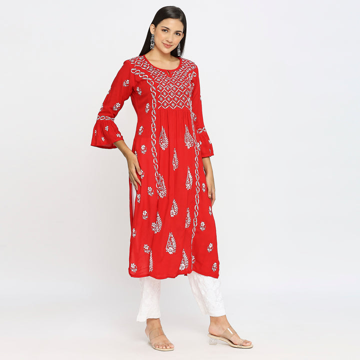 Siya modal chikankari kurti