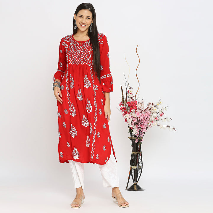 Siya modal chikankari kurti