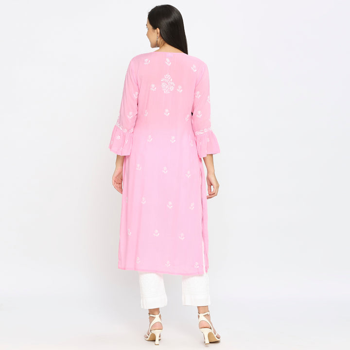 Siya modal chikankari kurti