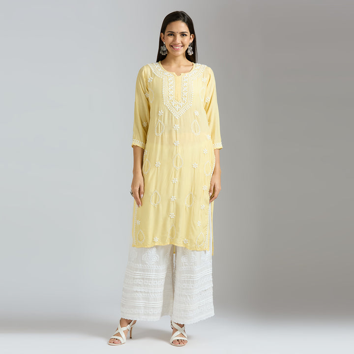 AQSA MUSLIN CHIKANKARI LONG KURTI