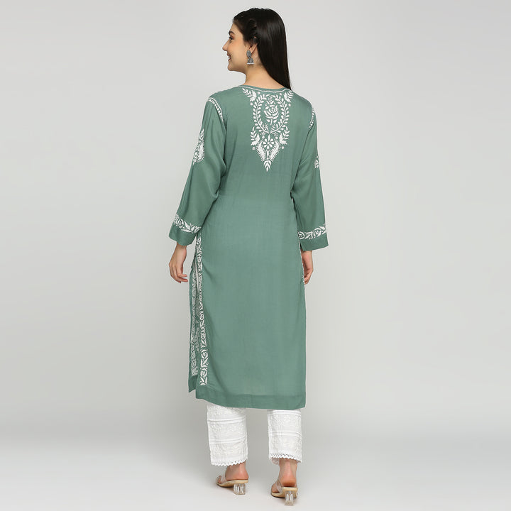 SAIRA CHIKANKARI MODAL LONG KURTI