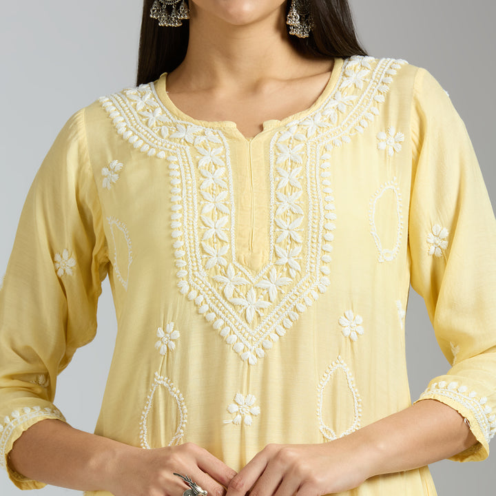 AQSA MUSLIN CHIKANKARI LONG KURTI