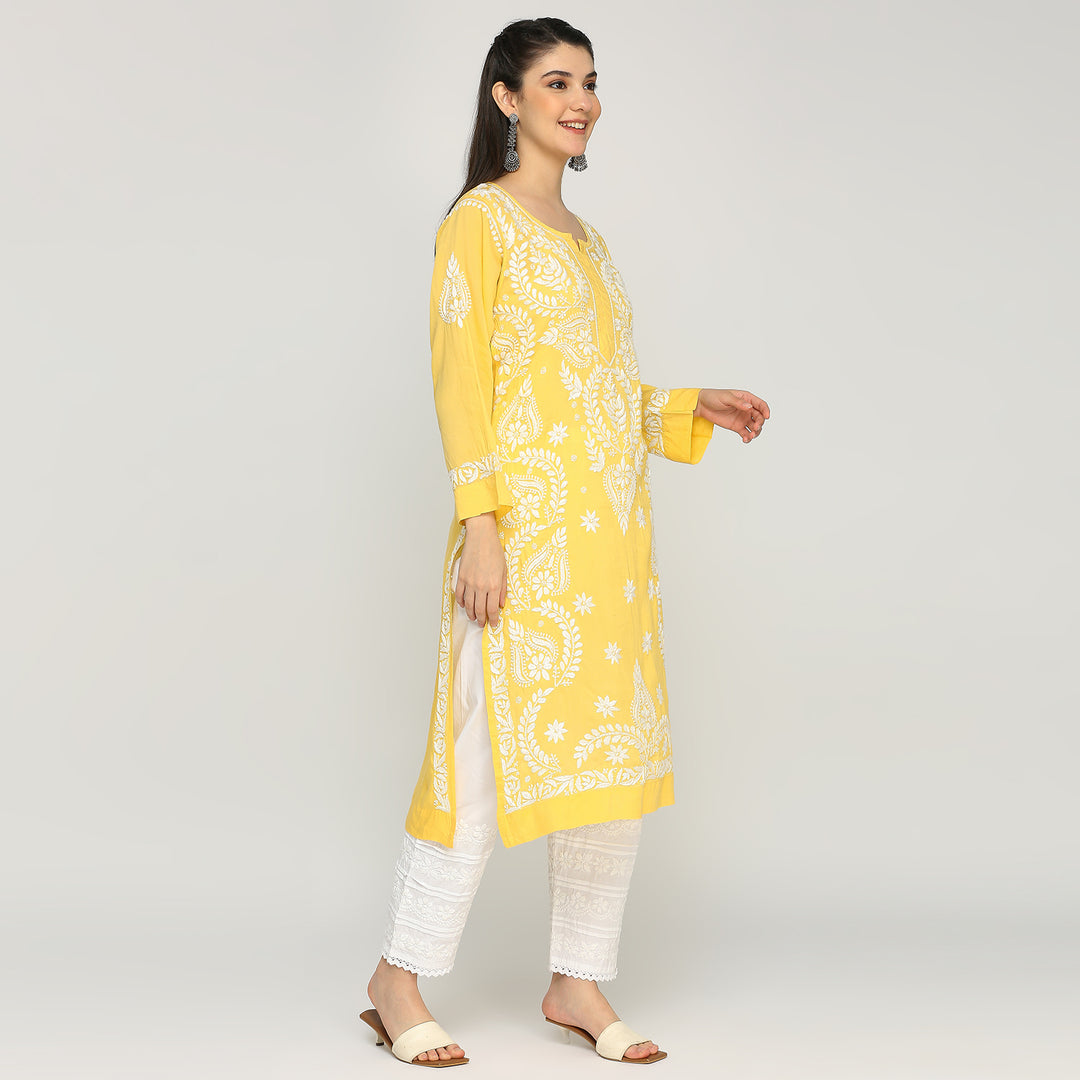 SAIRA CHIKANKARI MODAL LONG KURTI