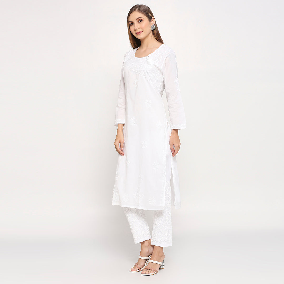 SAMAIRA CHIKANKARI COTTON KURTI