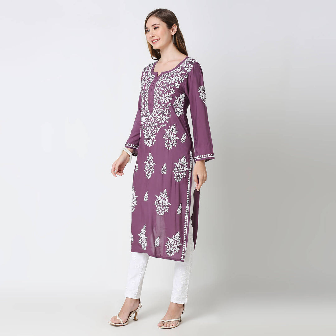 SANVI CHIKANKARI MODAL LONG KURTI