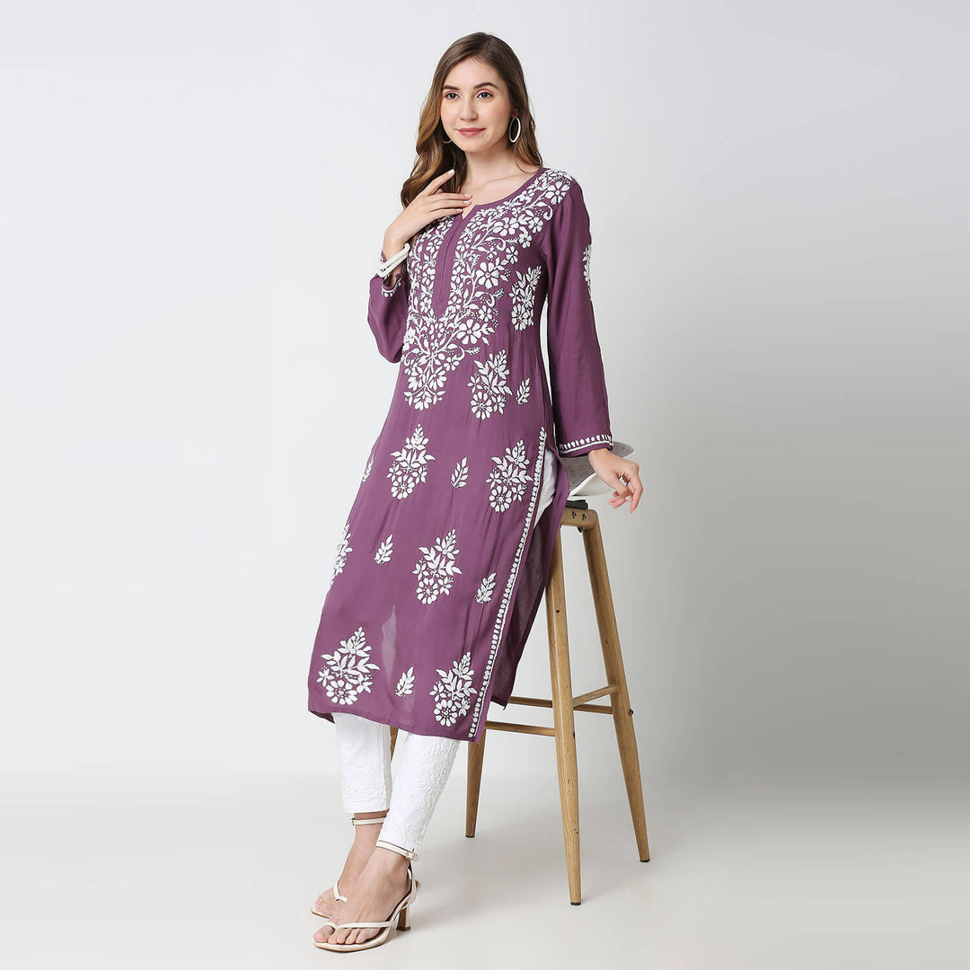 SANVI CHIKANKARI MODAL LONG KURTI