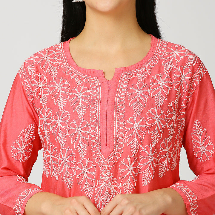 MAHEK CHANDERI CHIKANKARI KURTI