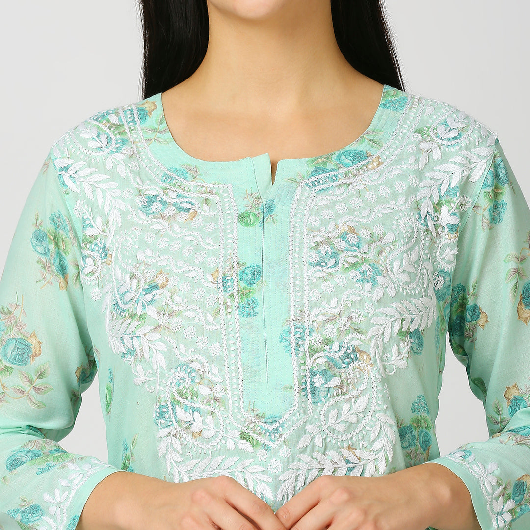 SALMA MUL COTTON PRINTED CHIKANKARI KURTI